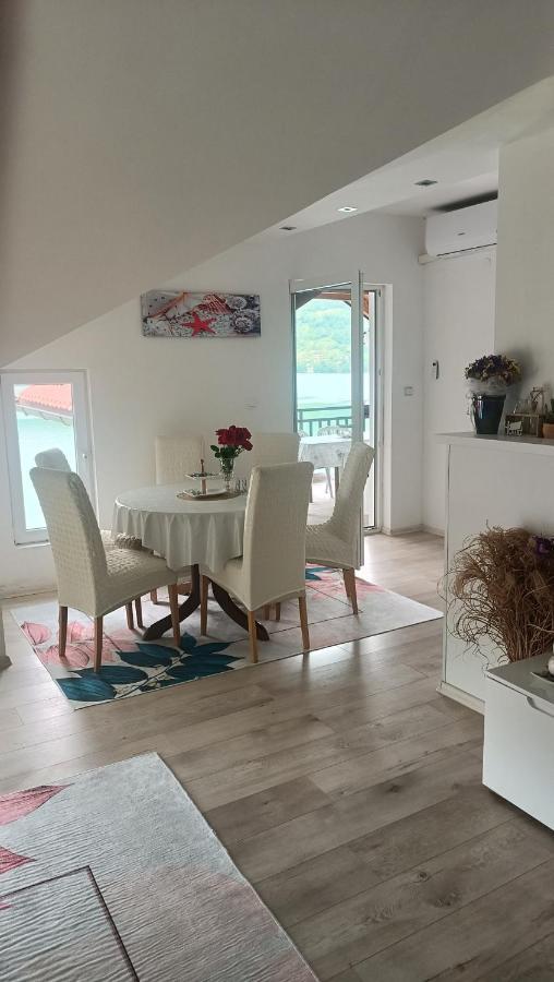 Lejla Apartmani - Jablanicko Jezero Кониц Экстерьер фото